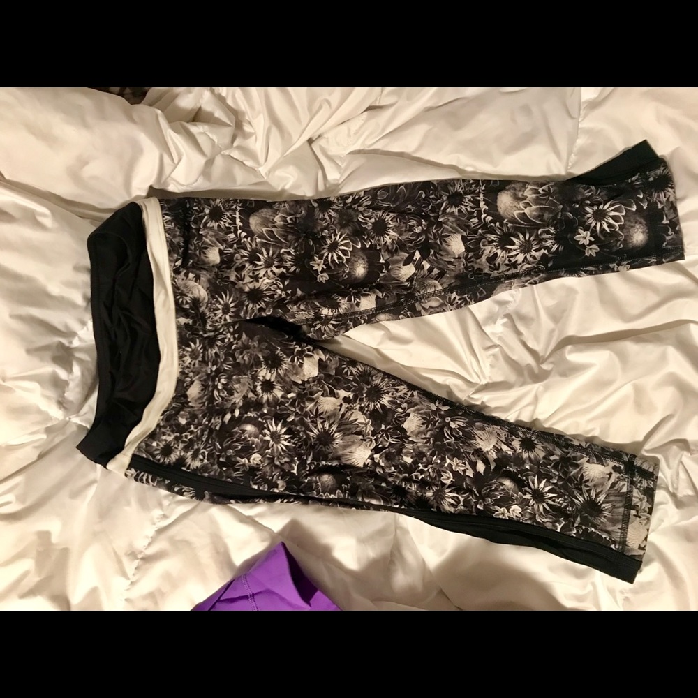 Flower lululemon